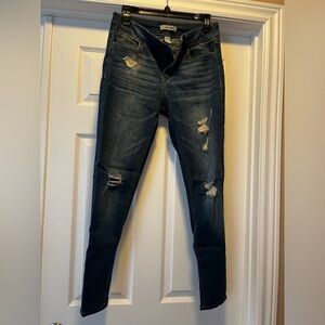Refuge Blue Ripped Jeans